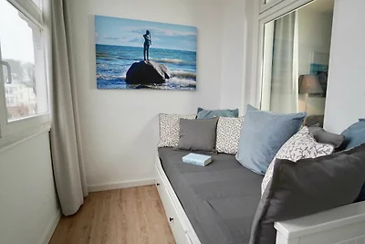 07 Ferienappartement Ummanz mit Balkon