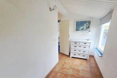 Ferienhaus Karline - nicht weit von der Ostse...