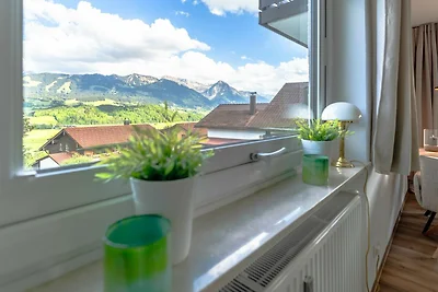 Ferienwohnung mit Bergblick, Balkon und...