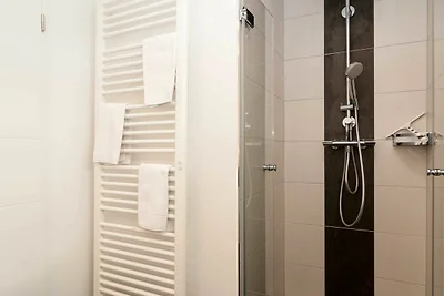 Ferienwohnung Am Wasser 4 (EG)