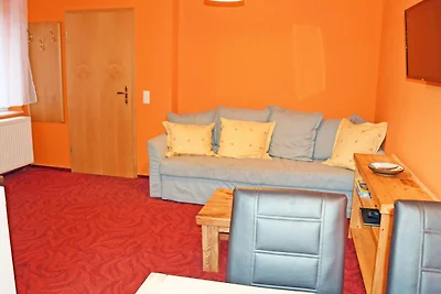 02 Ferienappartement mit Balkon