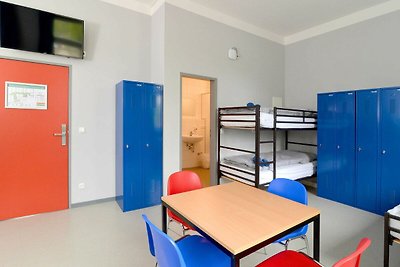 Mehrbettzimmer mit eigenem Badezimmer (bis 6 ...