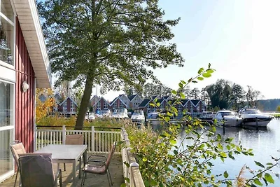 Kolumbus mit Wasserterrasse im Ferienpark...