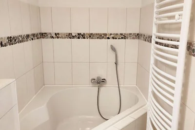 Appartment 5