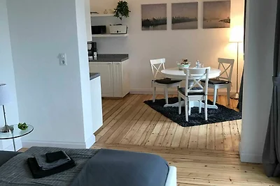 BLÜTHNER APARTMENT