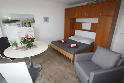 KNE-50 - Appartement mit Balkon und...