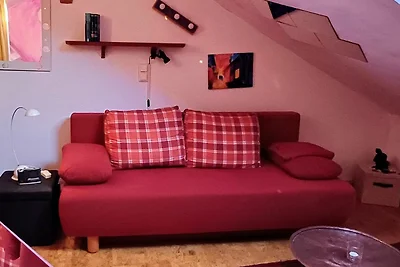 Kleine gemütliche 2 Zi-Dachgeschoss-Whg