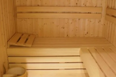 Hobenbeseuk mit Sauna - ABC240