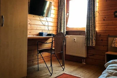 HAS-29 - Gut ausgestattetes Holz-Ferienhaus...