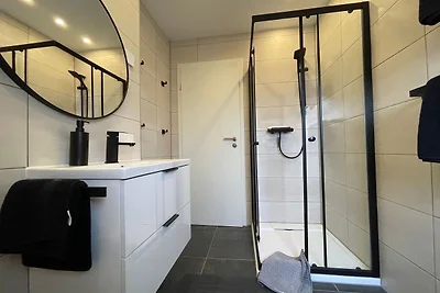Apartment 4