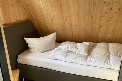 Nurdachhaus 30.03