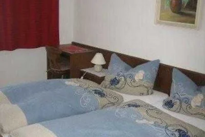 Doppelzimmer 2