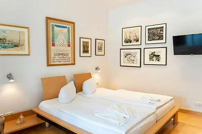 Studio mit Terrasse & Gartenzugang