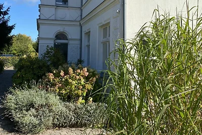 Studio mit Terrasse & Gartenzugang