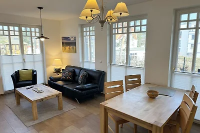 Wohnung 01 mit Kamin & Terrasse