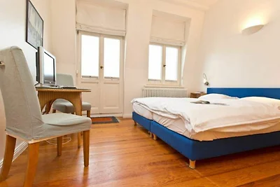 Villa Astrid, T4 Berlin
