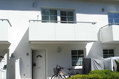 Ferienappartement8 mit Balkon