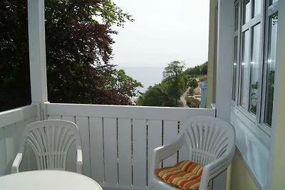 3 Raum/ Balkon mit Seeblick