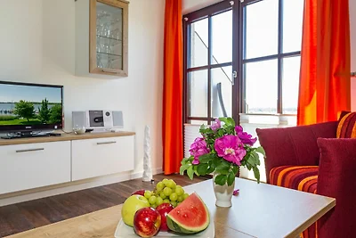 Appartement Lee mit Seeblick und Balkon (R)