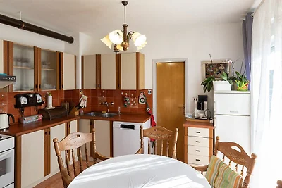 Tinka, Apartment No 12