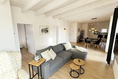 Fewo Ostseelauschen mit Gaskamin & Balkon