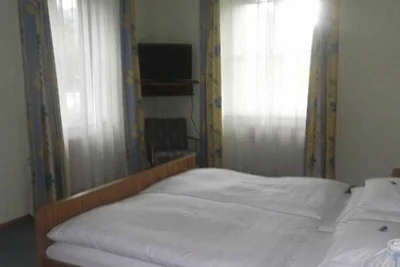 Doppelzimmer mit Balkon Nr. 8