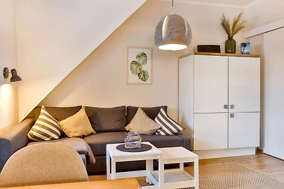 Apartment 5