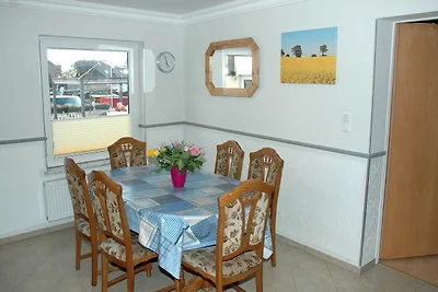 3-Zi.-Fewo, Stadtmitte, 75m², 1 - 5 Pers.