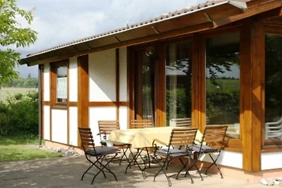 OFI-20 - Ferienhaus in guter Lage (HT)
