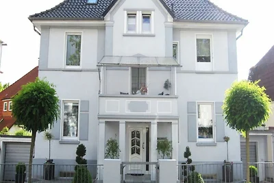 Fewo Am Living Garden****, zentral in Bad Pyr...