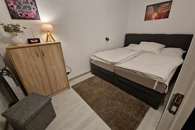 Apartment 425