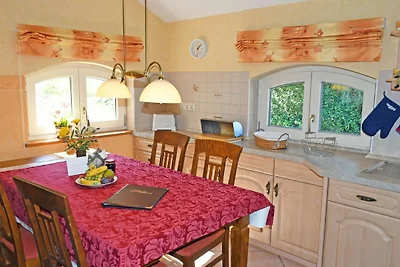 Ferienhaus Sonnenwinkel unterm Reetdach mit S...