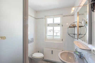 09 Dachgeschosswohnung