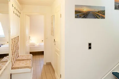 Carlotta's Beachroom