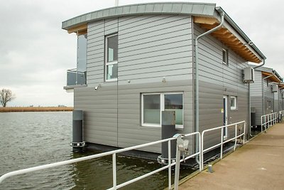 Floating-House Nr. 7 mit Kamin und Haustier