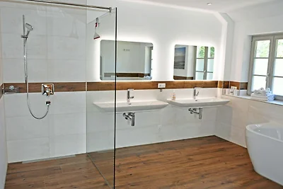 grosses Baaber Ferienhaus mit Sauna und Kamin