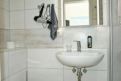 06 schönes Doppelzimmer mit Frühstück