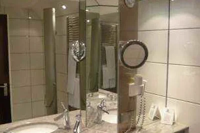Doppelzimmer Bad o. Dusche/WC Kat.