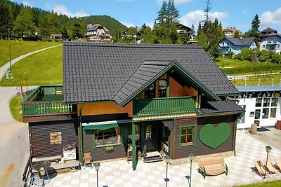 Steirer Apartment mit kleinem Balkon
