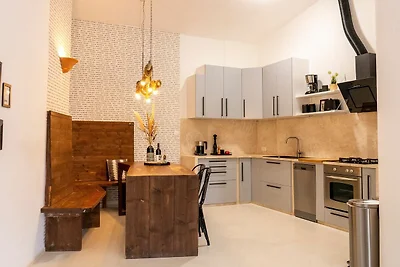 CASA SA VARDIA