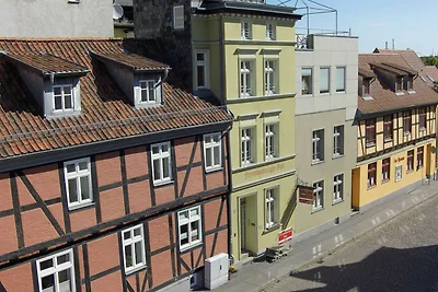 Turmhaus mit Dachterrasse, 1. OG Langenstr.
