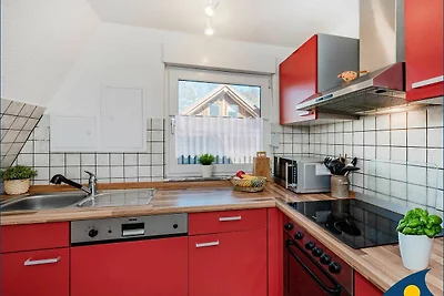 Reetdachhütte im Birkenhain