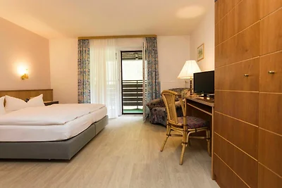 Doppelzimmer Waldblick VII (grosszügig und...