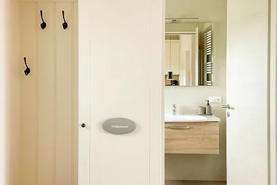 Peene Suite