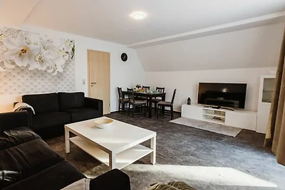 FW 1 mit 2 Schlafzimmern & Balkon