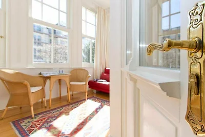 Villa Artemis, 03 Theben