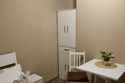 Zimmer 04 (DH)