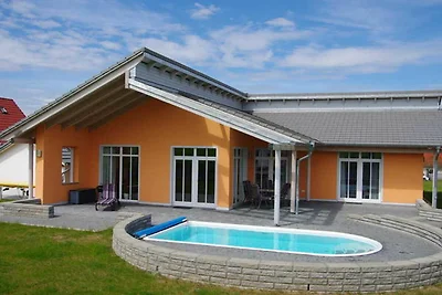 Ferienhaus in Strasen mit Pool