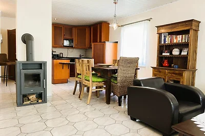 4-Raum-FeWo, Kaminofen, Balkon (max.