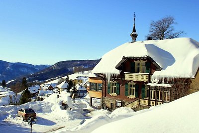 für 1-8 Personen, Naturstamm-Chalets mit...